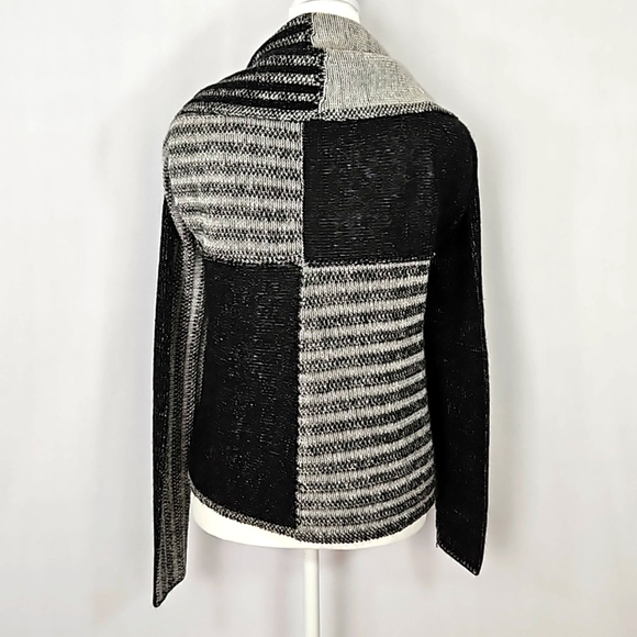 CAbi Women's Black/Gray Patchwork Circle Wool Blend Cardigan Sweater Size Medium - Picture 7 of 8